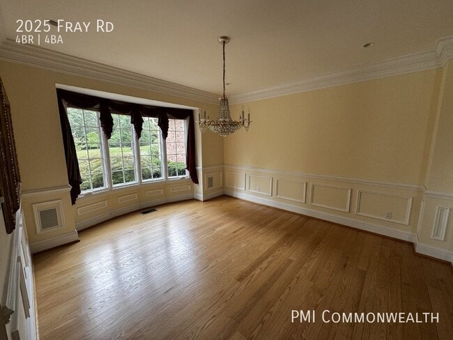 Building Photo - 4 Bed / 3.5 Bath Single Family (Available ...