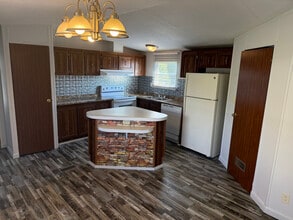 Building Photo - 209 John Way