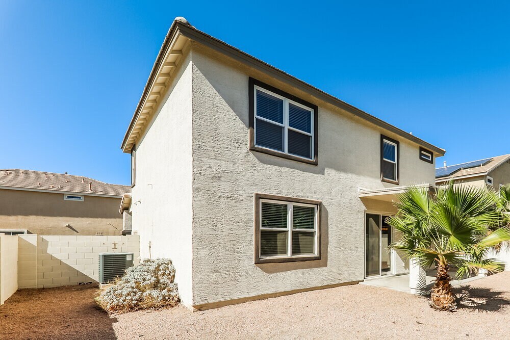 Building Photo - 16041 N 171st Dr