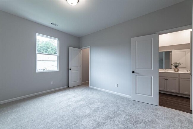 Building Photo - 107 Cedar Brk Dr