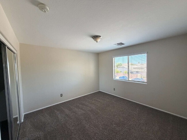 Building Photo - 38134 N Establo Dr