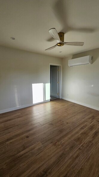 Bedroom /living room area - 7912 Osage Ave