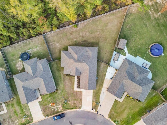Building Photo - 30 Chesapeake Dr