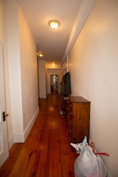 Building Photo - 209 Washington St