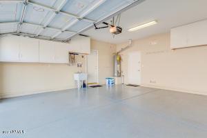 Building Photo - 1341 S 173rd Ln