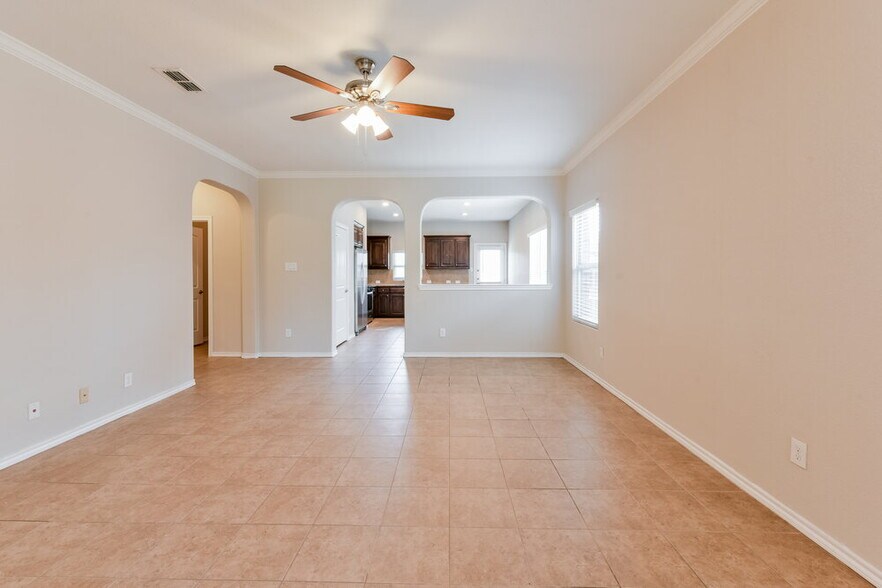 Building Photo - 1732 Jacona Trail