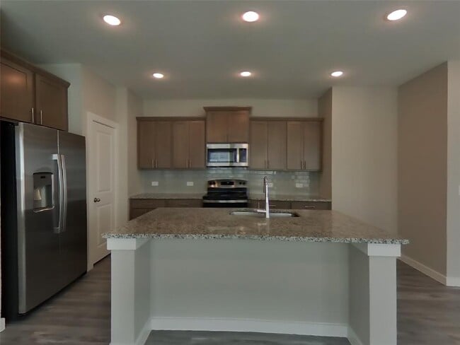 Building Photo - 1560 Mexican Heather Dr