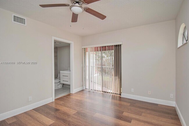 Building Photo - 4240 Village Dr