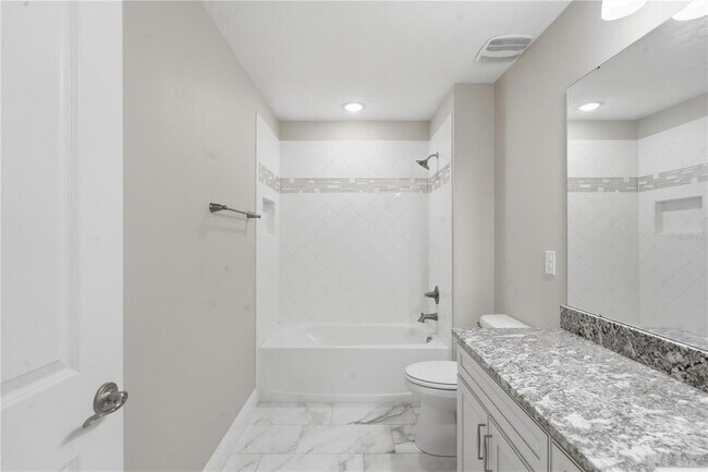 Building Photo - 31707 Broadwater Ave