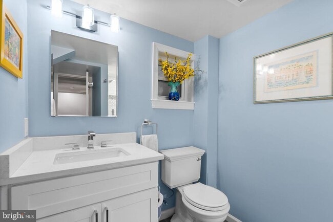 Building Photo - 303 Mt Vernon Ave