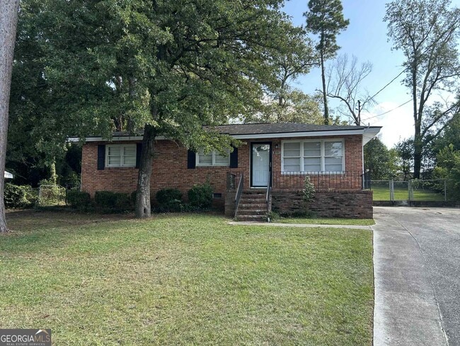 Primary Photo - 1548 Cambridge Dr