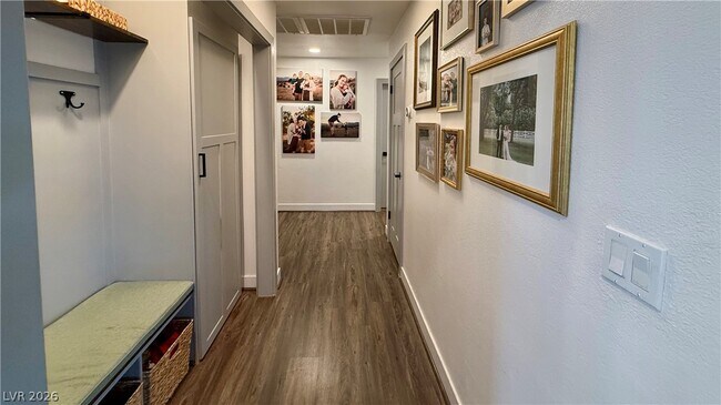 Building Photo - 1504 Dorothy Dr