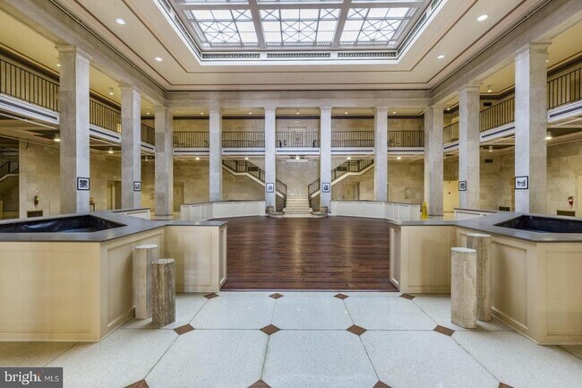 Building Photo - 1601 Spring Garden St