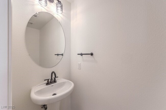 Building Photo - 11489 Belmont Lake Dr