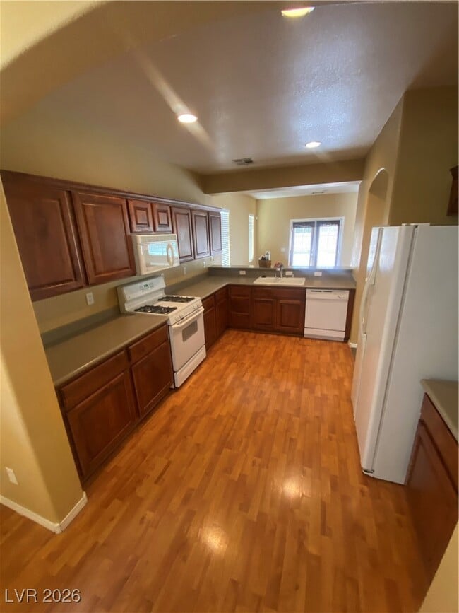 Building Photo - 4417 Laguna Garden Ave