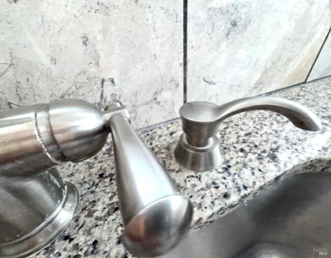 Building Photo - 16060 39th Ave