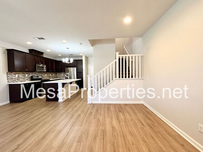 Building Photo - 2922 E Via Fiano