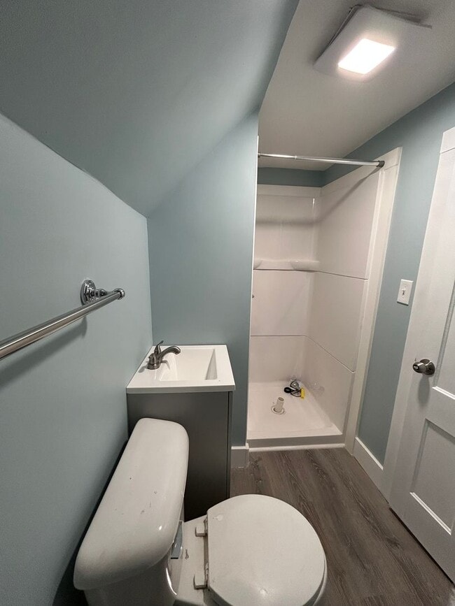 Building Photo - Charming 1-Bedroom Apartment in Russell, MA