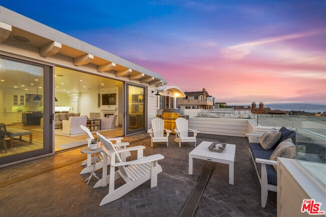 Building Photo - 703 Bayview Dr