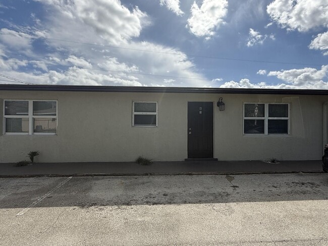 Building Photo - 2830 Avenue S