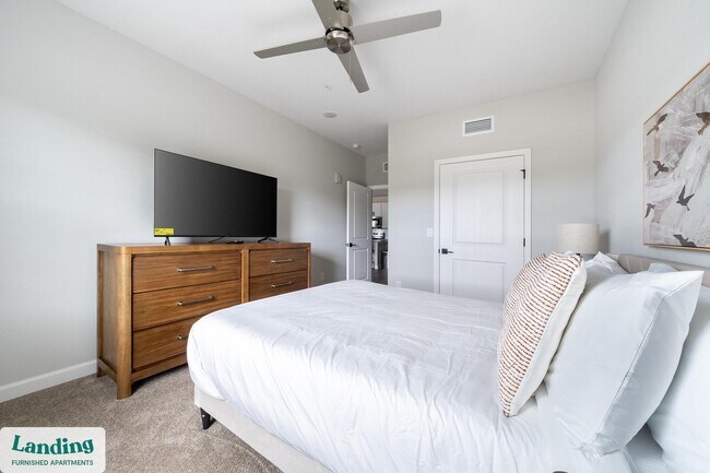 Building Photo - 84 San Filippo Dr SE