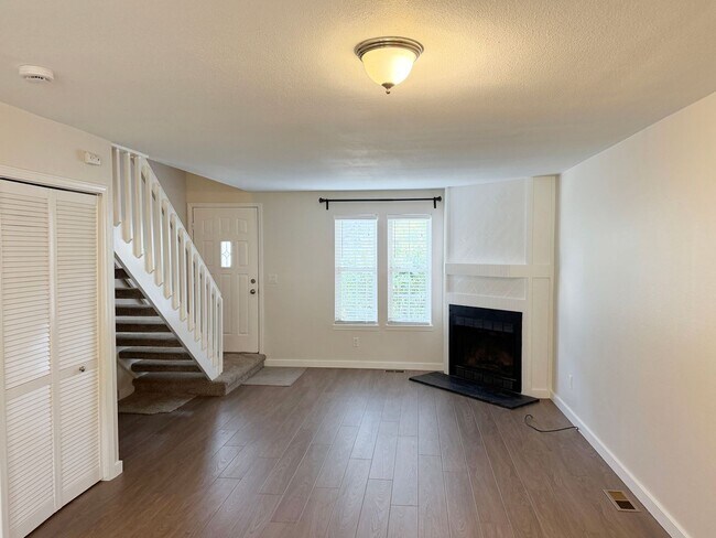 Building Photo - 3070 W 107th Pl