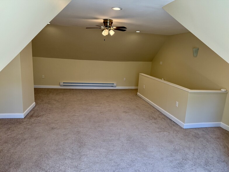 Building Photo - 332 Natchez St