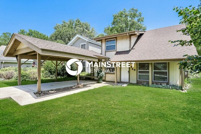 Building Photo - 4 Bedroom Pet-Friendly Home in Ballwin, MO...