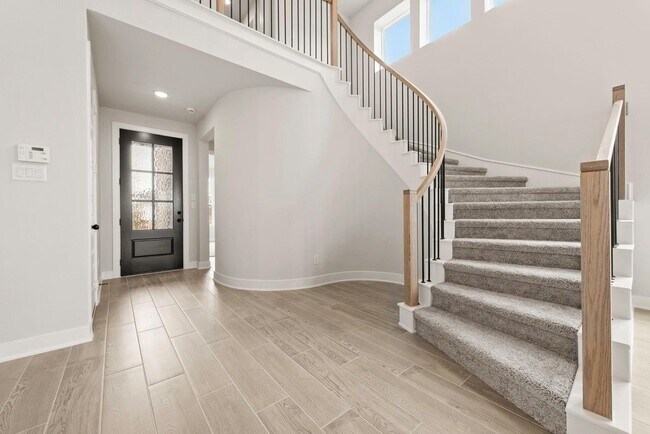 Building Photo - 31247 Riley Hts Dr