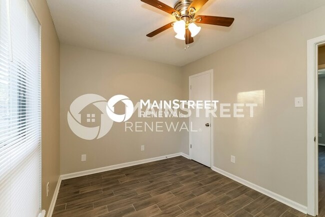 Building Photo - 3 Bedroom Pet-Friendly Home in Horn Lake, MS with Main Street Renewal