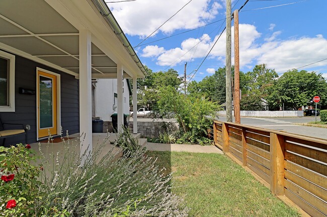 Building Photo - Bright & Modern Downtown Home Near UVA Medical Center