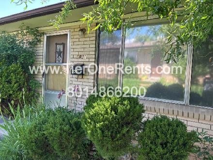 Building Photo - NO DEPOSIT option available for qualified renters!