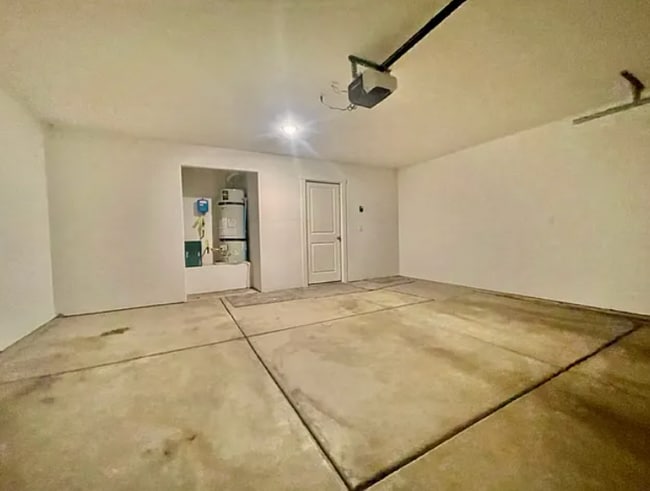Building Photo - 3128 Halo Ln