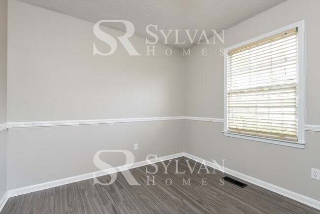 Building Photo - Coming HOME never felt so good!