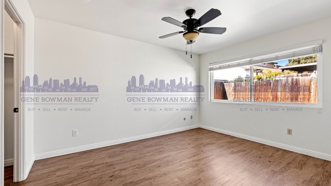 Building Photo - Beautiful 3 Bedroom / 2 Bathroom Home with Yard & 2-Car Garage – Conveniently Located in Paradise...