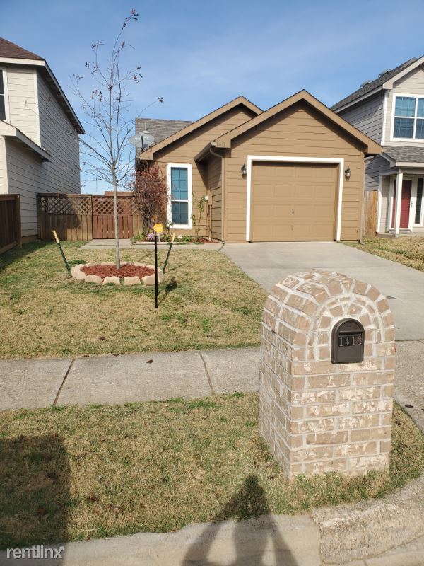 Building Photo - 2 br, 1 bath House - 1413 Pine Lane