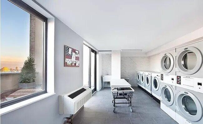 Building Photo - 0 bedroom in Bronx NY 10468