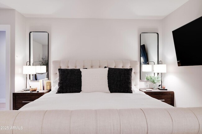 Building Photo - 243 W Harmont Dr