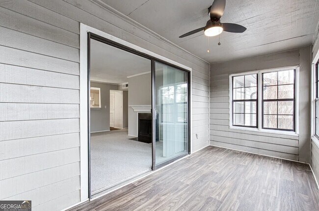 Building Photo - 2330 Cobb Pkwy SE