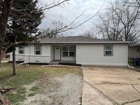 Building Photo - 9714 Tamalpais Dr