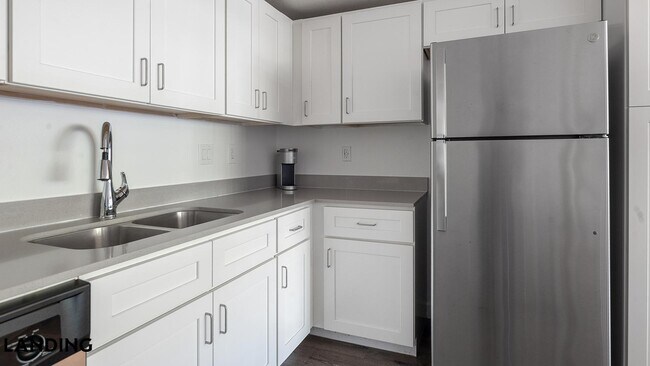 Building Photo - 2851 Maingate Village Cir