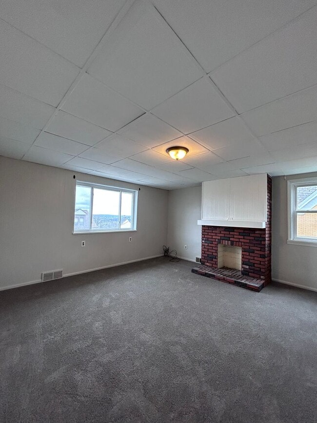 Building Photo - roc2107