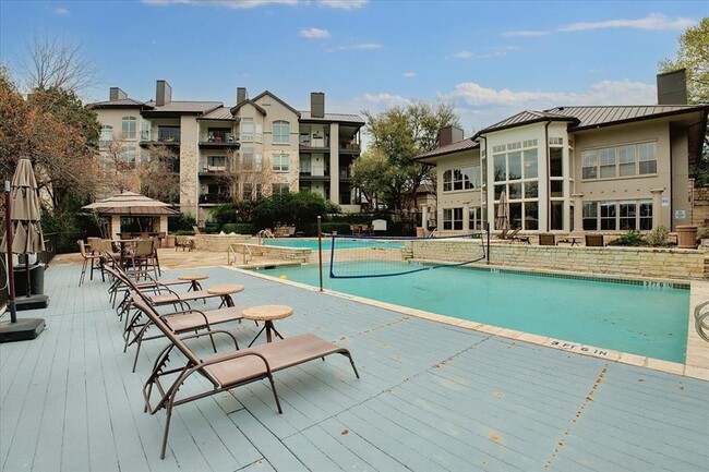Building Photo - 6000 Shepherd Mountain Cove