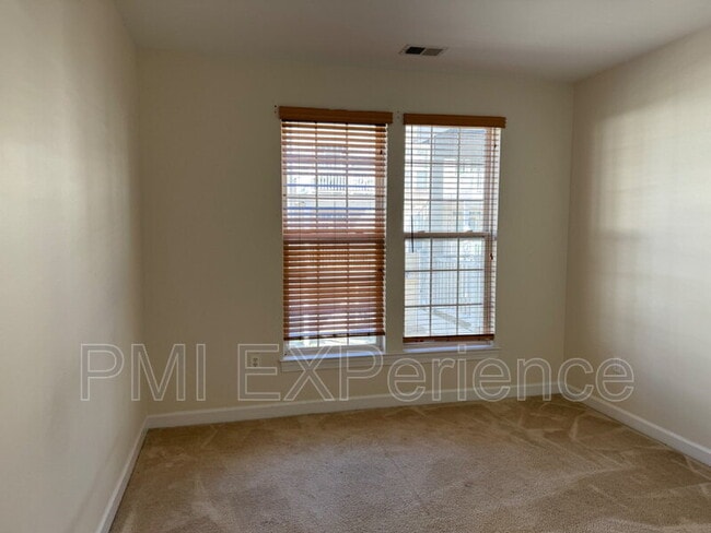 Building Photo - 302 A Dr Andrews Way