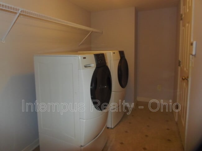 Building Photo - 516 Ironhorse Dr