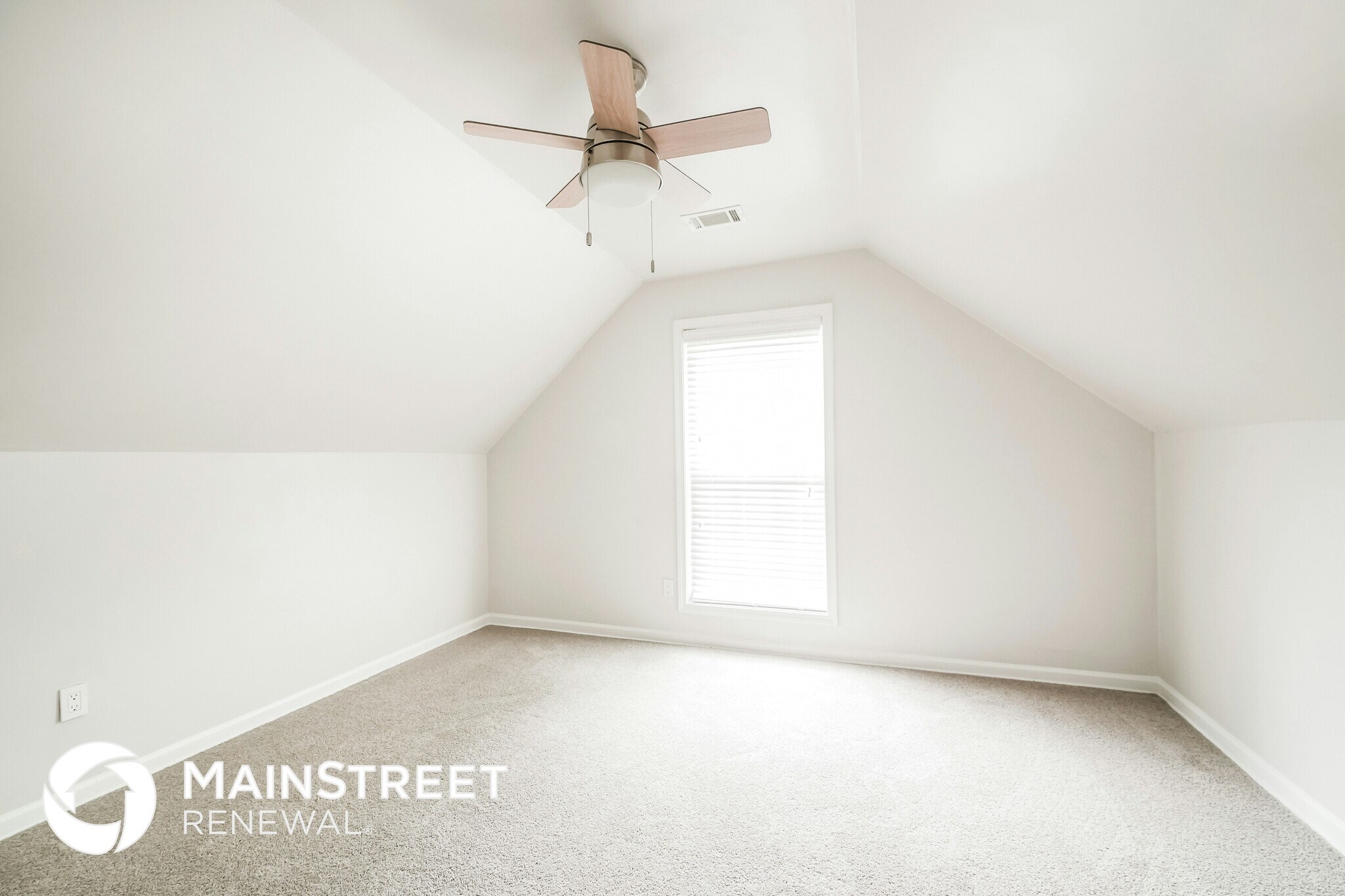 Building Photo - 4475 Feather Way