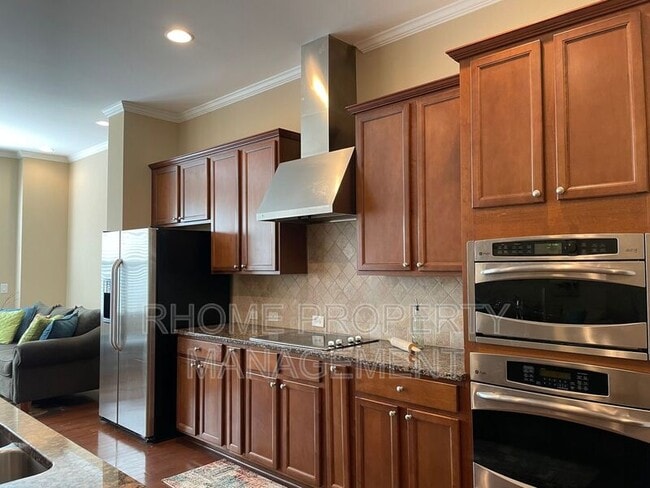 Building Photo - 1145 Parktown Dr SW