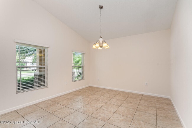 Building Photo - 1695 Litchfield Dr