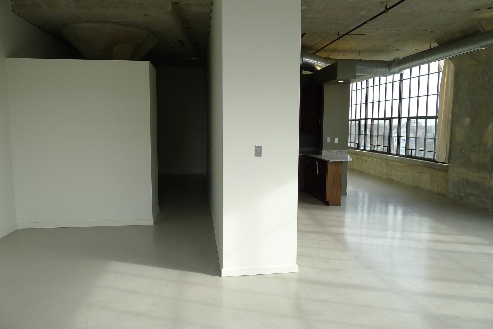 Building Photo - 41 Burroughs St