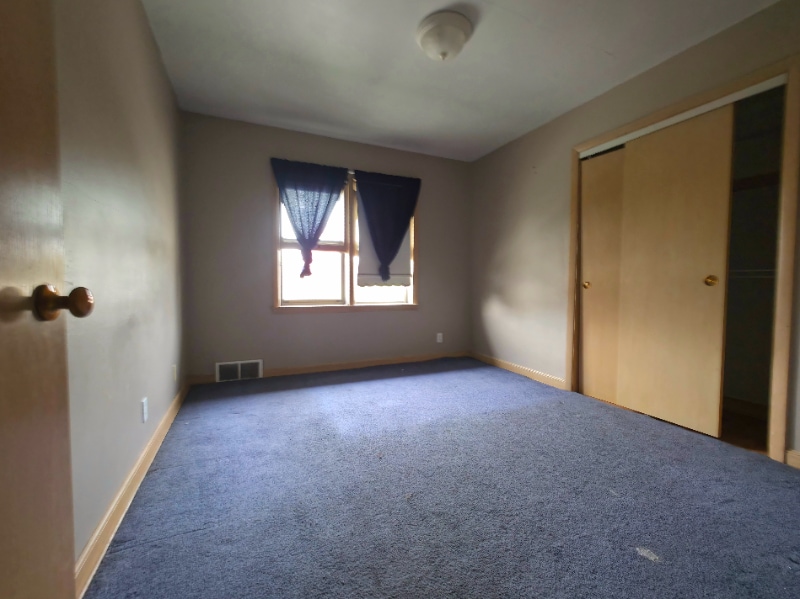 Building Photo - 2866 S 58th St